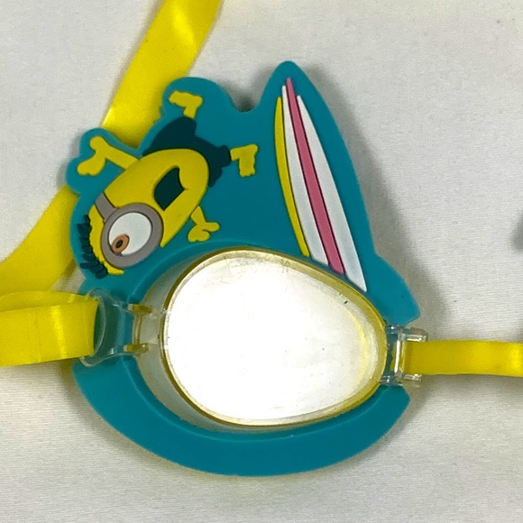 Minions blue and yellow adjustable swim goggles - Picture 2 of 2